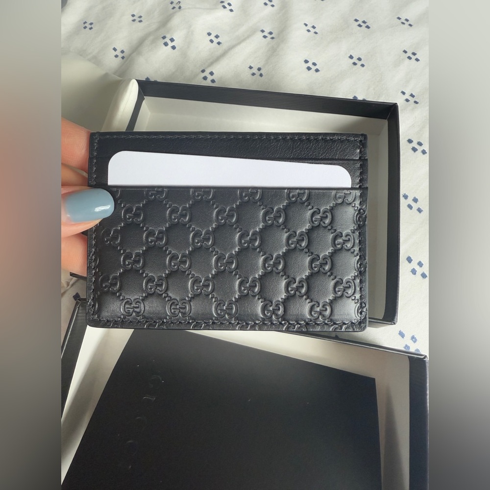 GUCCI Micro Guccissima GG Black Leather Card Case